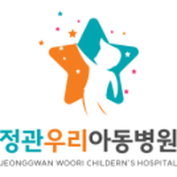 정관우리아동병원 로고