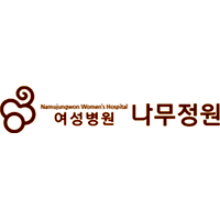 나무정원여성병원 로고